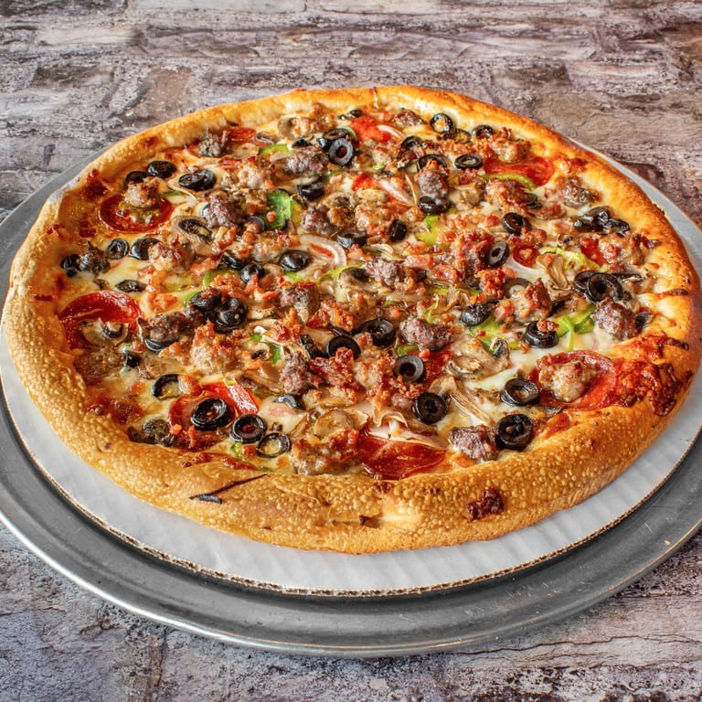 Supreme Pizza: A Flavorful Italian Delight